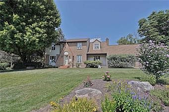 1st image of 3843 Fairlee Ct