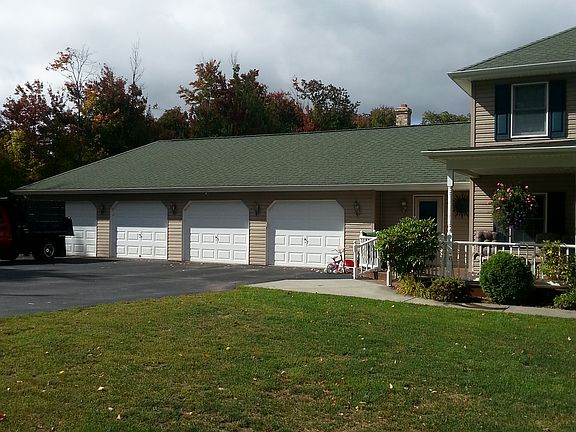 4 car garage, with in floor 