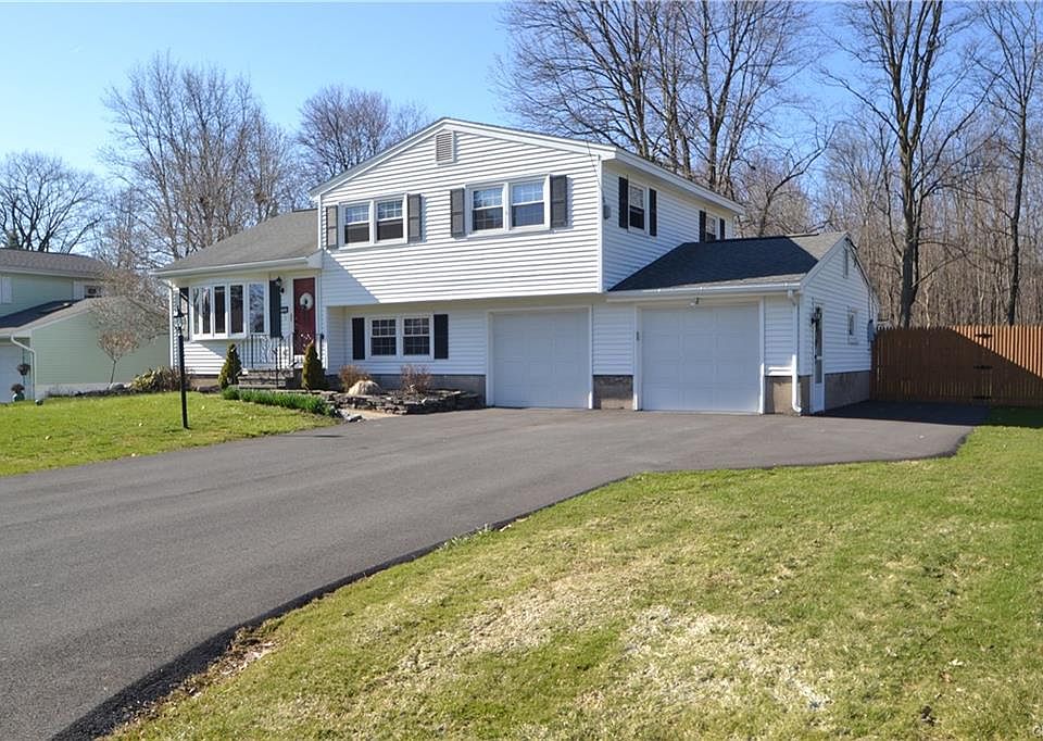 1st image of 5844 Sutton Dr