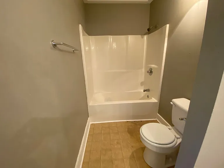 808 S Sprigg St — Photo 2