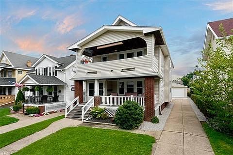 1st image of 2069 Wascana Ave