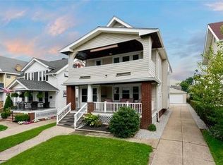 2069 Wascana Ave, Lakewood, OH