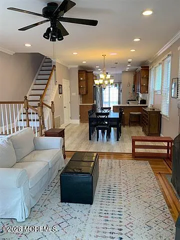 3 bed, 1426 sqft, $13,000 — Photo 2