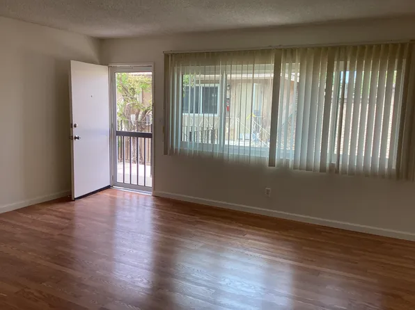 3236 Fairesta St, La Crescenta, CA 91214