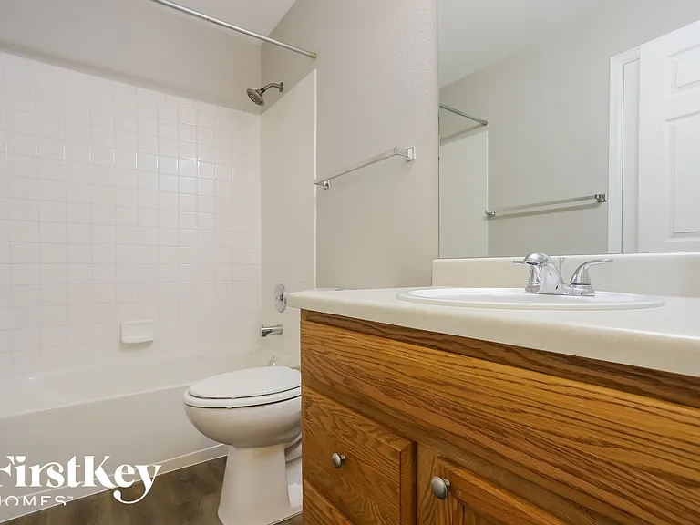 15440 March Pl — Photo 12