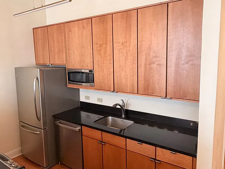 330 Julia St #225 — Photo 4