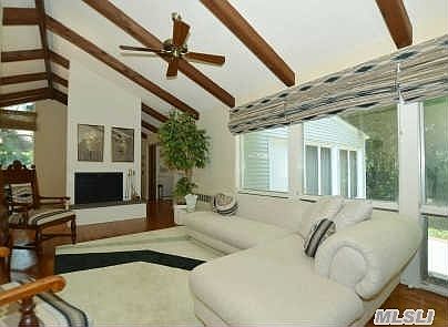 4th image of 50 Turtle Cove Ln