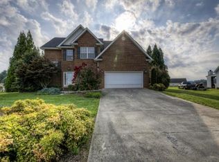 137 Ridgeview Meadows Dr, Gray, TN 37615