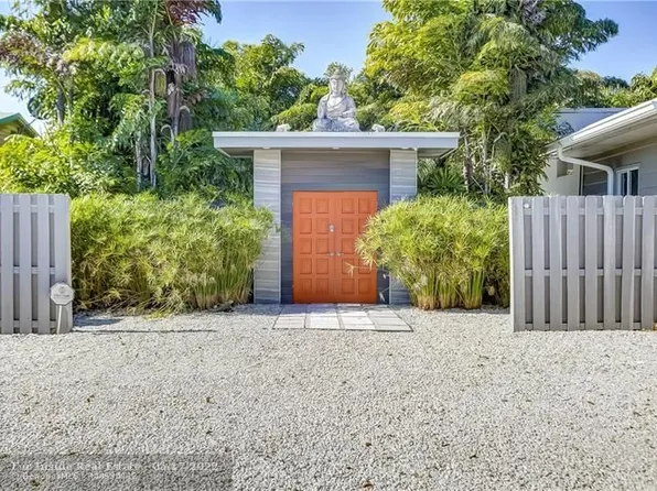 2554 NE 9th Ave, Fort Lauderdale, FL 33305