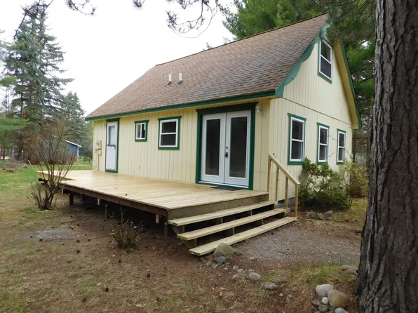 209 E Loves Dr, Roscommon, MI 48653
