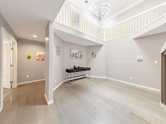 4th image of 20621 91st Ave