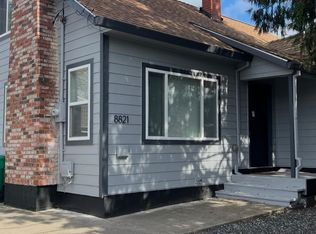 8821 SE Henderson St, Portland, OR