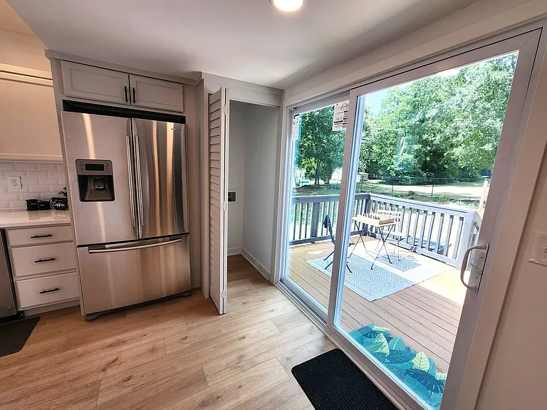 1828 Maxton Ave — Photo 7
