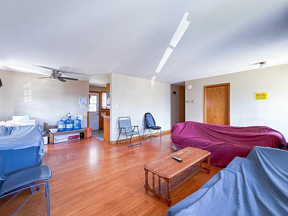 4th image of 83 Kensington Rd