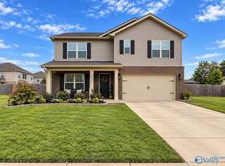 3002 Fountainview Cir, Hartselle, AL 35640