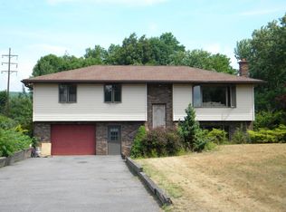 38 Connell St, Old Forge, PA 18518