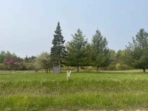 143-144 Winchester Way, Gladwin, MI 48624