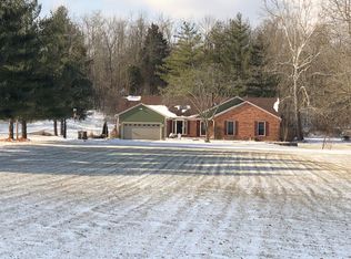 4517 Howards Creek Rd, Okeana, OH 45053