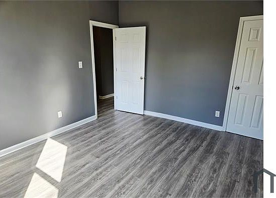 5th image of 702 McCabe Ave