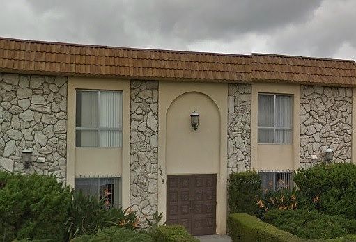 1st image of 4218 47th St APT 11