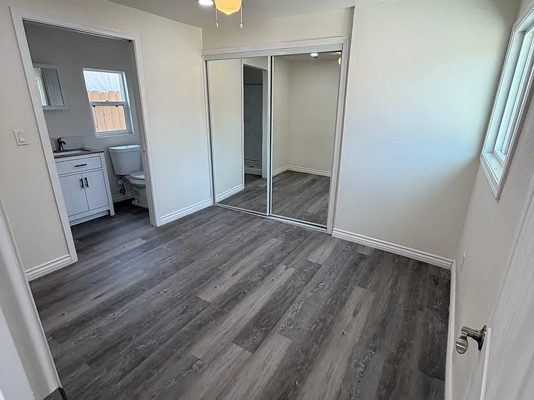 2513 W Occidental St #3 — Photo 6