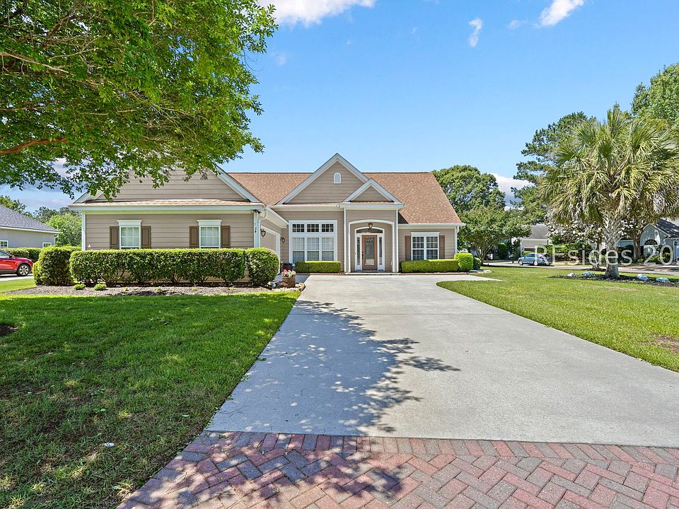 1st image of 34 Waterford Dr