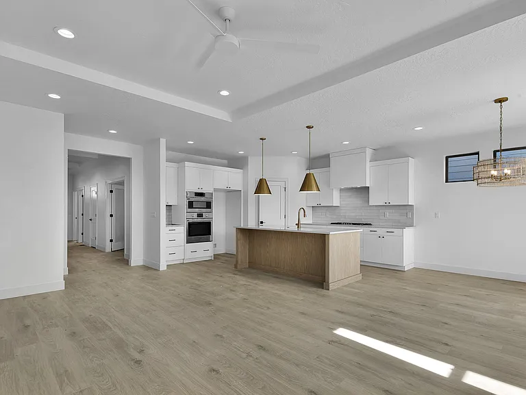 9725 W Snow Wolf Ln — Photo 6