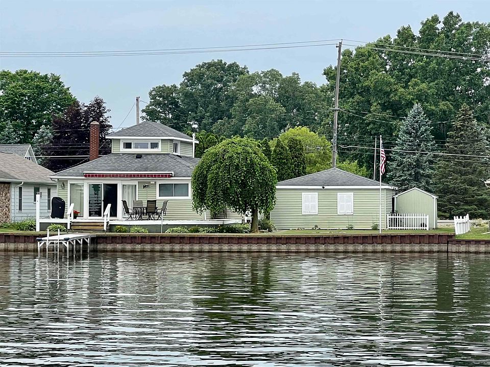 12021 Torrey Rd, Fenton, MI 48430 Zillow