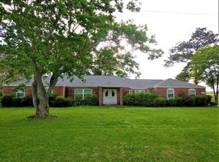 908 S Indiana St, Brazoria, TX 77422