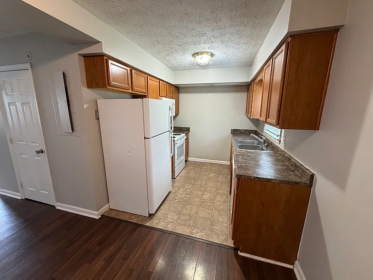 1662 Foxhaven Dr #12 — Photo 7