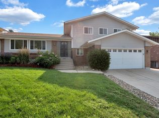 1966 S Swadley St, Lakewood, CO 80228