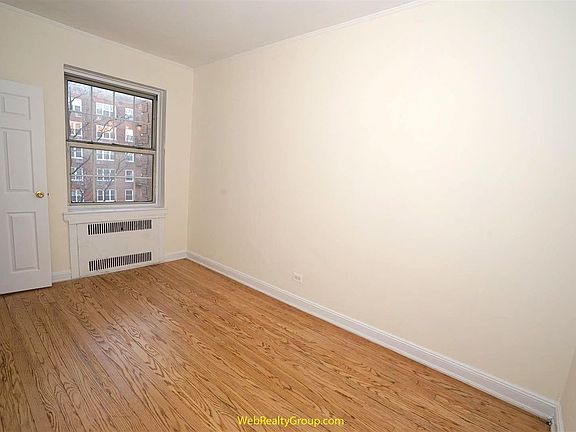 5th image of 383 E 17th St APT 4D