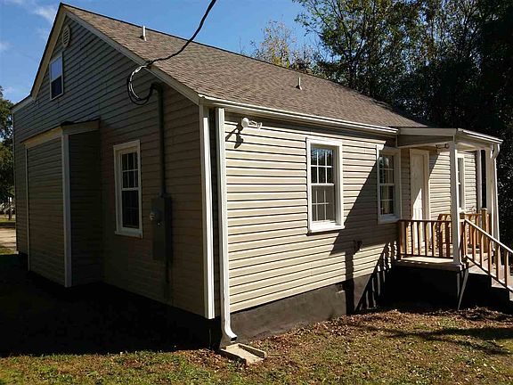 3rd image of 442 Magness Dr