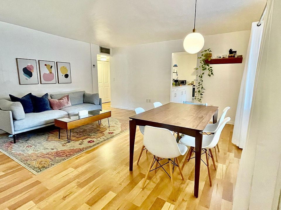 Living/Dinning room