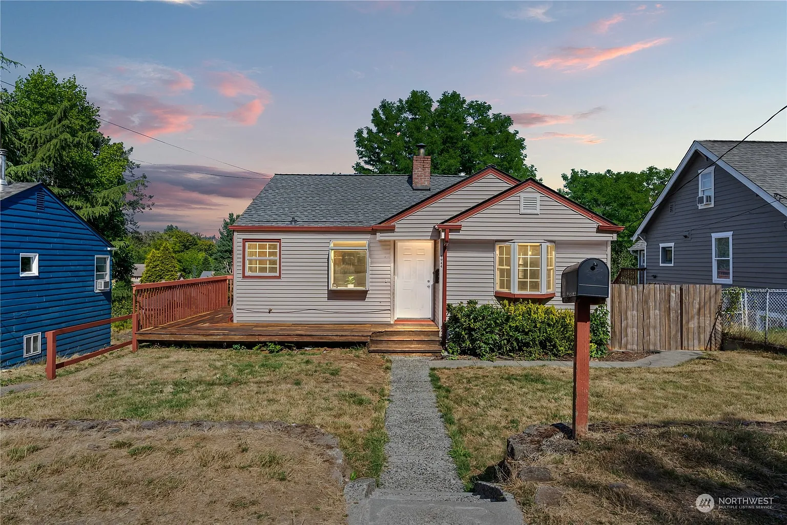 1944 N Callow Avenue photo 1