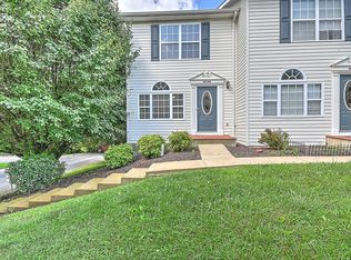 228 Amanda Ln, Bristol, TN 37620
