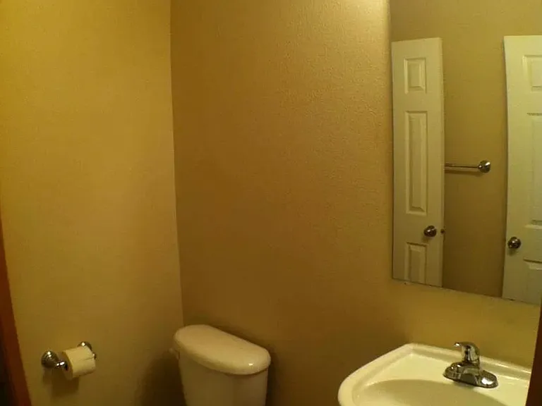 38640 Barlow Pkwy — Photo 4