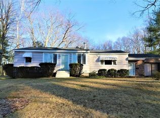 45 Willowdale Rd, Tyngsboro, MA 01879