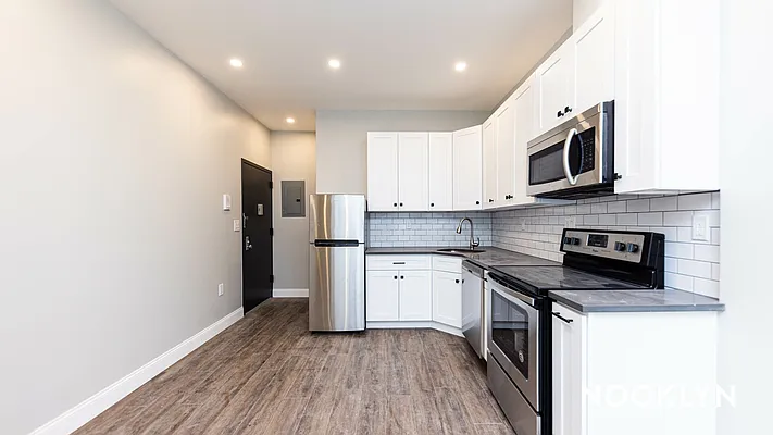 Rented by Nooklyn NYC LLC | media 2