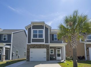 327 Quiet Grove Dr, Lexington, SC 29072