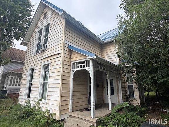 3rd image of 1108 Salem St