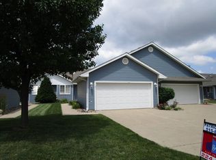 285 Laurel St, Waukee, IA 50263