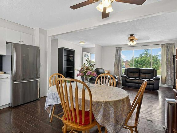 2nd image of 1308 W Pensacola Way SE