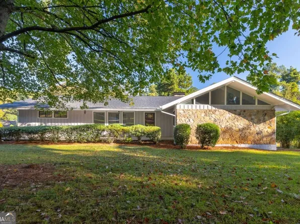 3385 Laren Ln SW, Atlanta, GA 30311