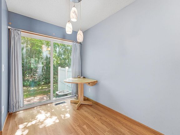 4th image of 16389 Timber Crest Dr SE