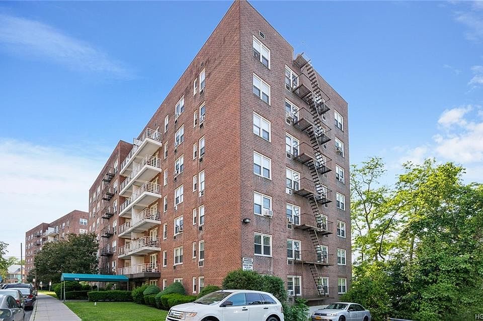 1st image of 709 Warburton Ave APT 8H