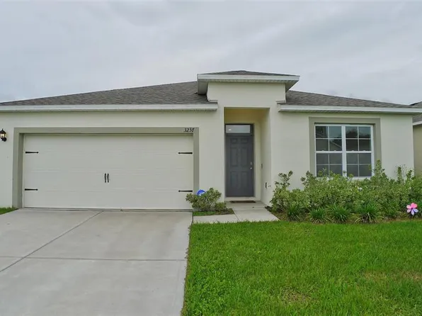 3237 Country Walk Club Cir, Winter Haven, FL 33881