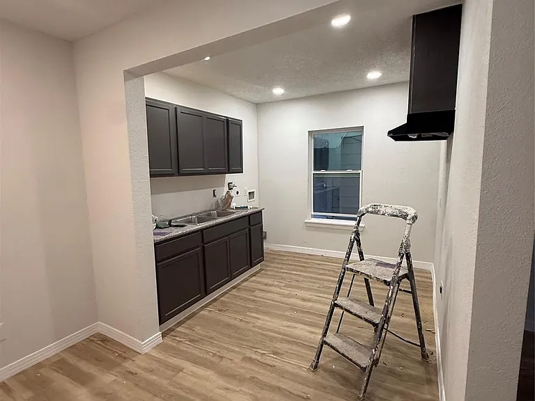 7023 Canal St — Photo 3