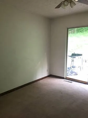 209 Pine Cir — Photo 8