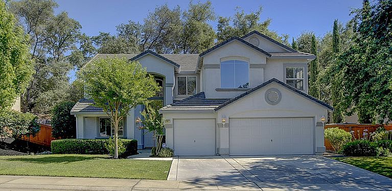 1st image of 897 Farley Ct
